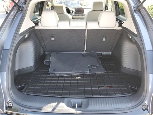Used 2025 Honda HR-V EX-L image 8
