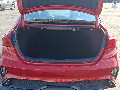 Used 2024 Kia Forte GT-Line w/ GT-Line Premium Package FWD image 32