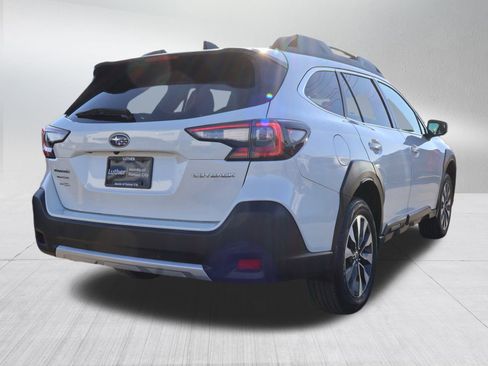 Used 2023 Subaru Outback Limited image 7