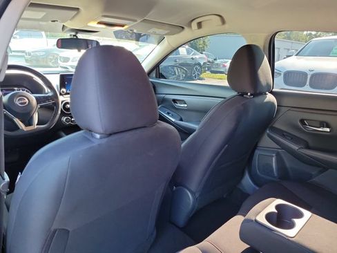 Used 2024 Nissan Sentra SR FWD image 11