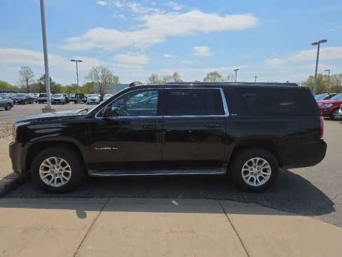 Used 2015 GMC Yukon XL SLT w/ Open Road Package AWD/4WD image 13