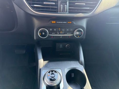 Used 2020 Ford Escape SEL image 19