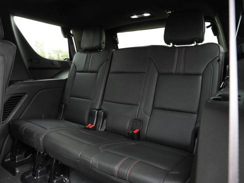 Used 2021 Chevrolet Tahoe RST w/ Luxury Package image 21