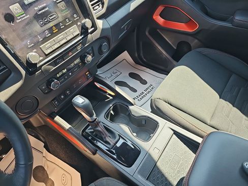 Used 2024 Nissan Frontier Pro-X w/ Pro Convenience Package image 28