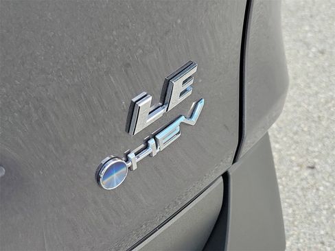 Used 2025 Toyota RAV4 LE image 7