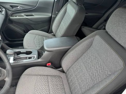 Used 2023 Chevrolet Equinox LT AWD/4WD image 6