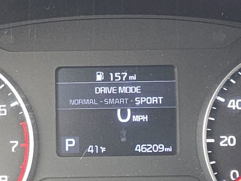 Used 2023 Kia Seltos S image 10