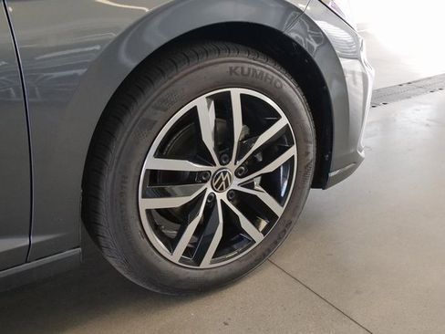 New 2026 Volkswagen Jetta SE image 8