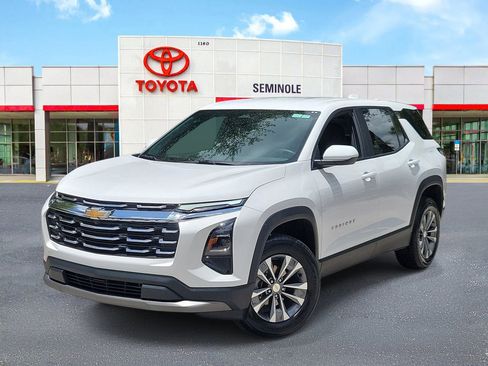 Used 2026 Chevrolet Equinox LT FWD image 1