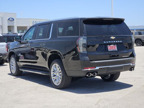 New 2026 Chevrolet Suburban Premier w/ Sun And Tow Package RWD image 4