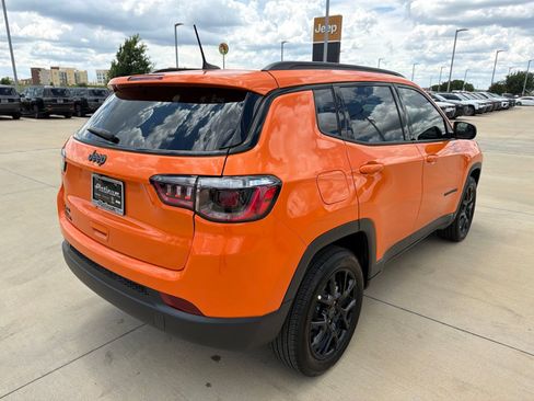 New 2026 Jeep Compass Latitude AWD/4WD image 5