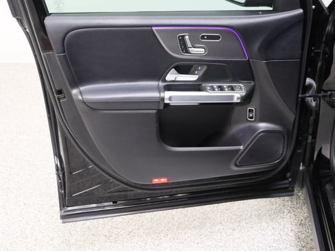 Used 2020 Mercedes-Benz GLB 250 4MATIC image 12