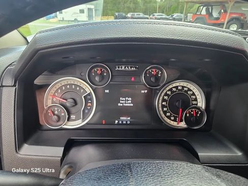 Used 2014 RAM 1500 Sport AWD/4WD image 18