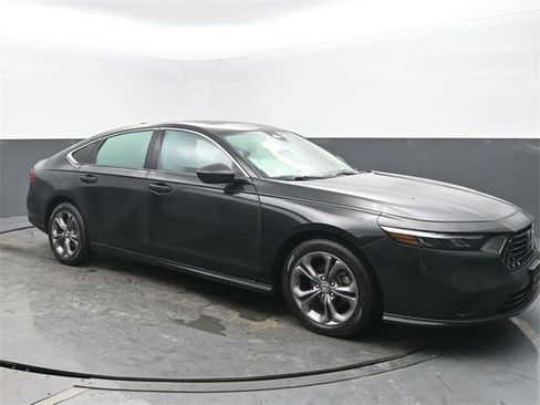Used 2024 Honda Accord EX image 7