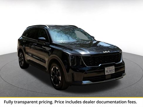 Used 2024 Kia Sorento S FWD image 1