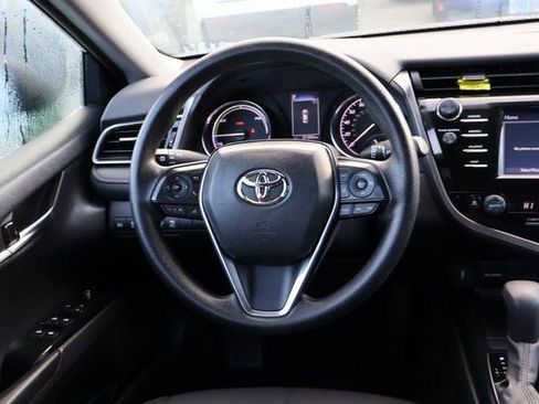 Certified 2020 Toyota Camry LE image 7