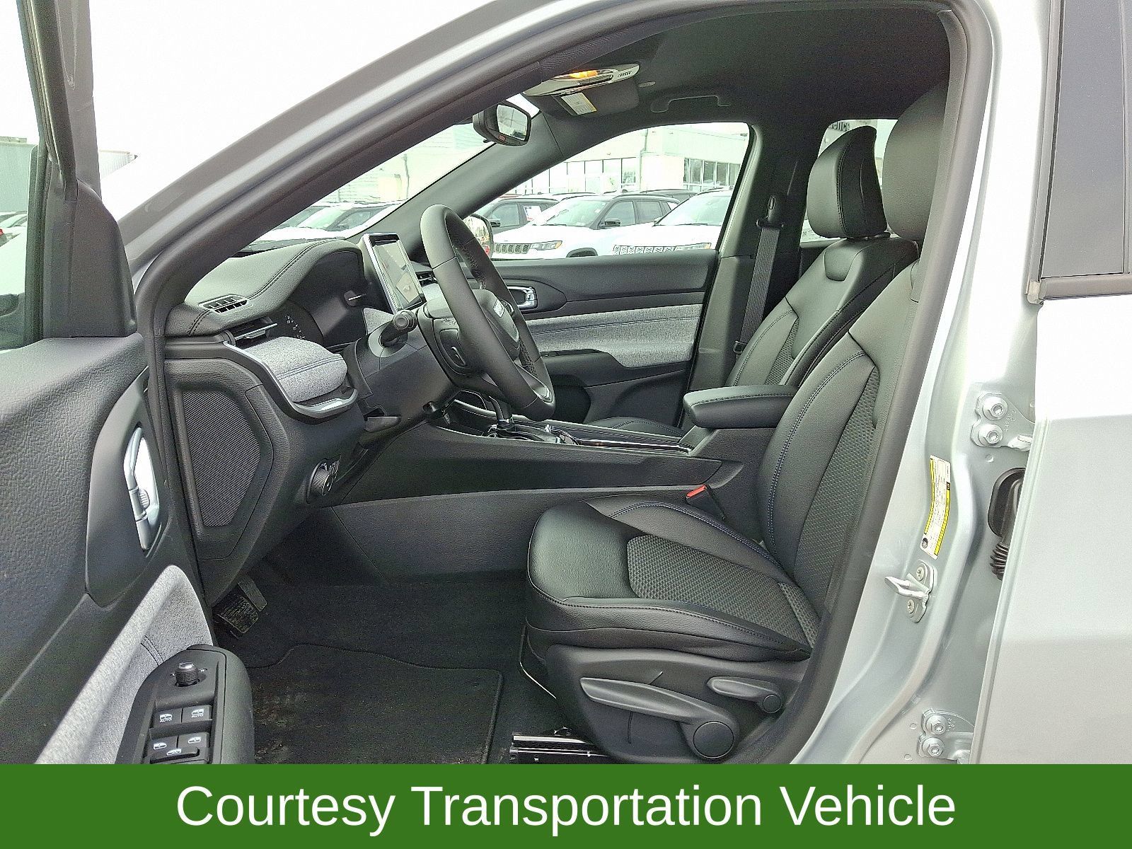 New 2026 Jeep Compass Latitude AWD/4WD image 8