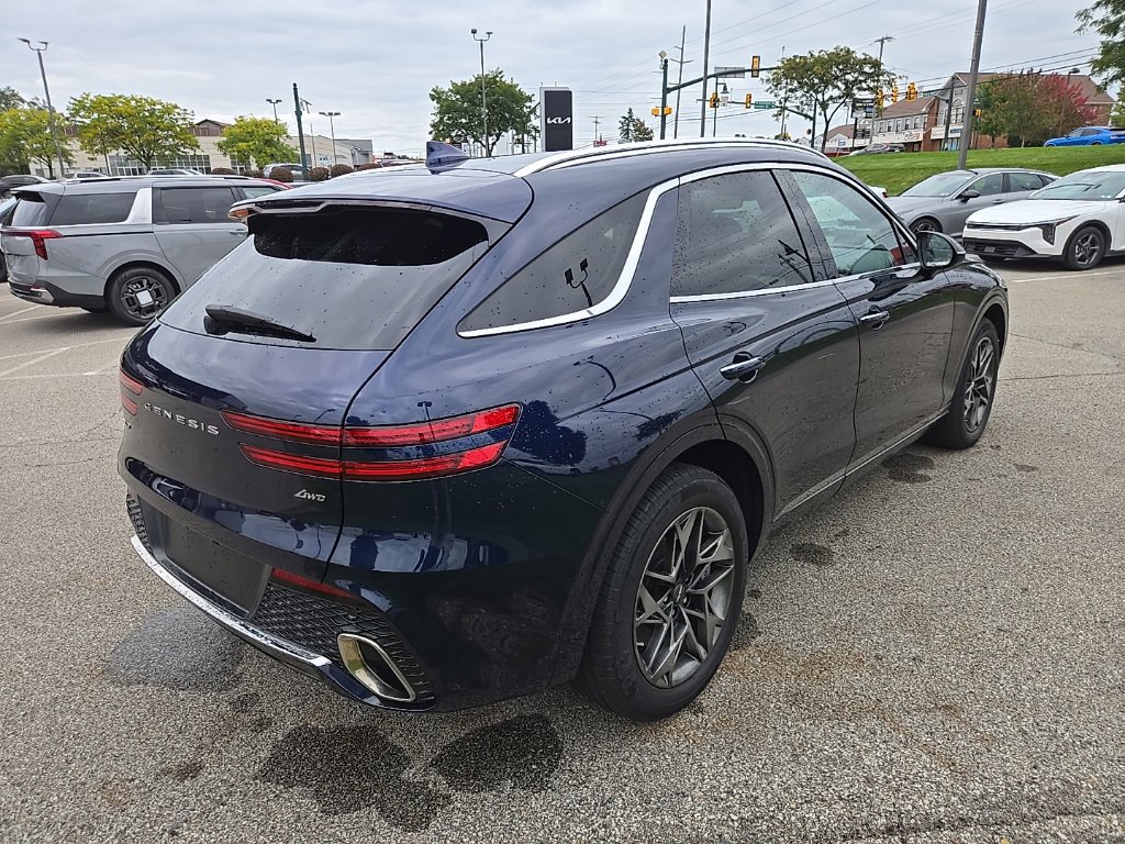 Used 2023 Genesis GV70 2.5T w/ Select Package AWD/4WD image 3