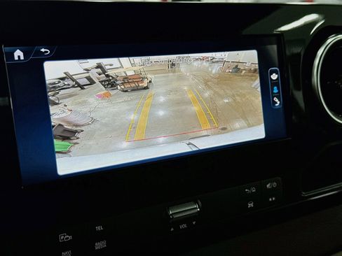 Used 2025 Mercedes-Benz Sprinter 3500 image 15