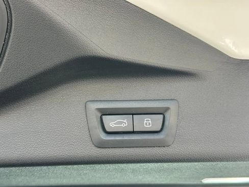 Used 2026 BMW X5 xDrive40i AWD/4WD image 37