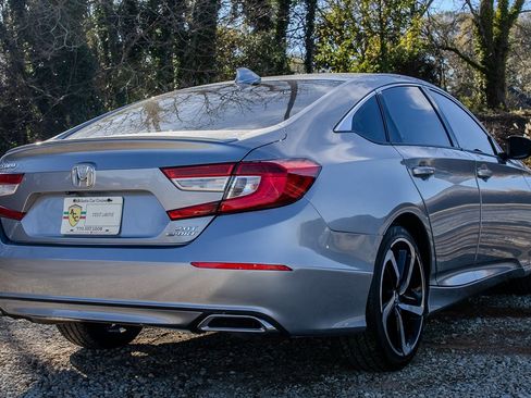 Used 2019 Honda Accord Sport image 5