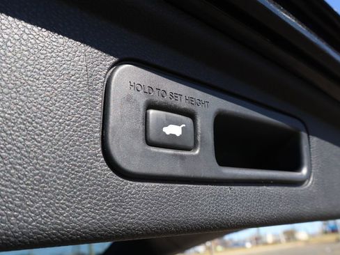 Used 2018 Honda Odyssey Elite image 35