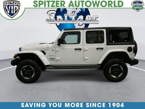 Used 2019 Jeep Wrangler Unlimited Sahara AWD/4WD image 8