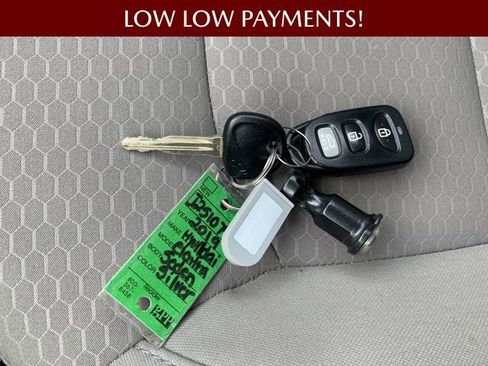 Used 2019 Hyundai Elantra SEL image 42