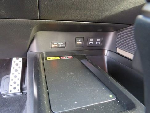 Certified 2026 Toyota Camry SE image 25