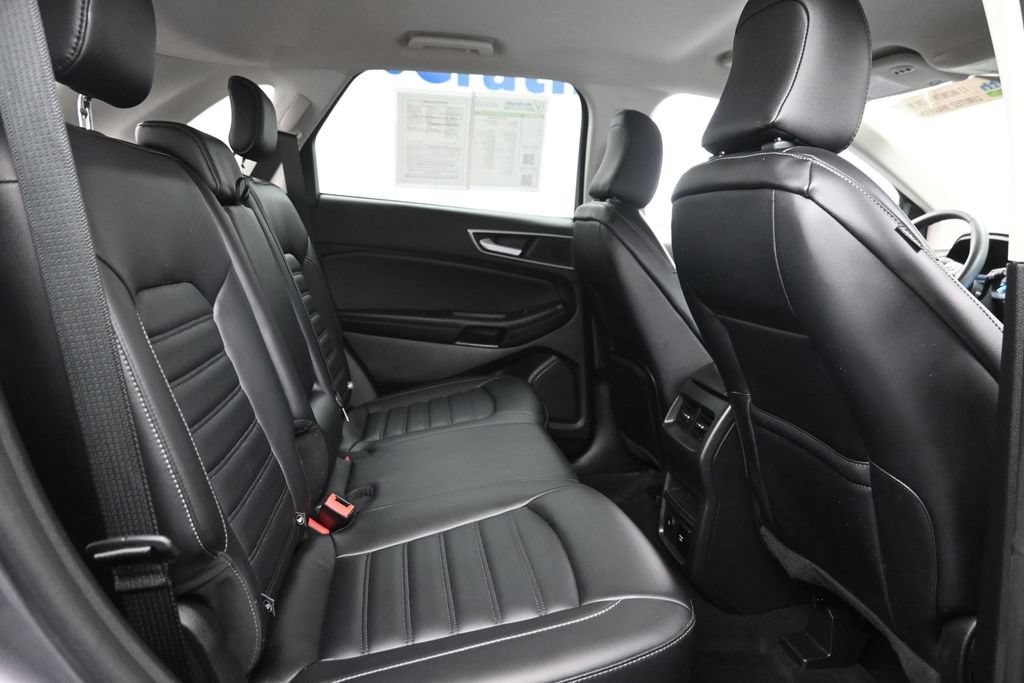 Used 2024 Ford Edge SEL w/ Convenience Package AWD/4WD image 10