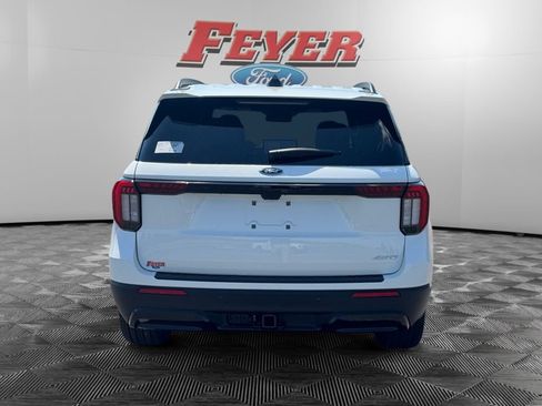 New 2026 Ford Explorer ST-Line w/ ST-Line Street Pack AWD/4WD image 4