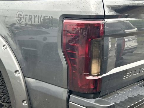 Used 2018 Ford F250 XLT w/ XLT Value Package AWD/4WD image 6