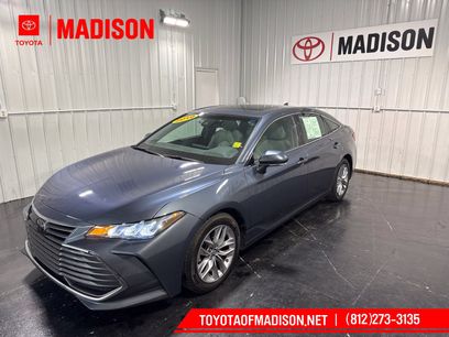 Used 2019 Toyota Avalon XLE w/ Moonroof Package