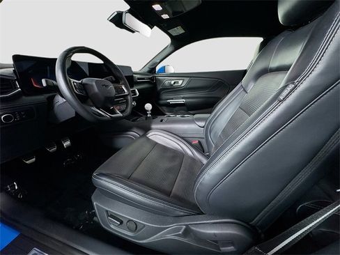 Used 2024 Ford Mustang GT Premium image 17