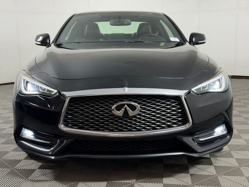 Used 2017 INFINITI Q60 3.0t w/ Premium Plus Package 3.0T AWD/4WD image 6
