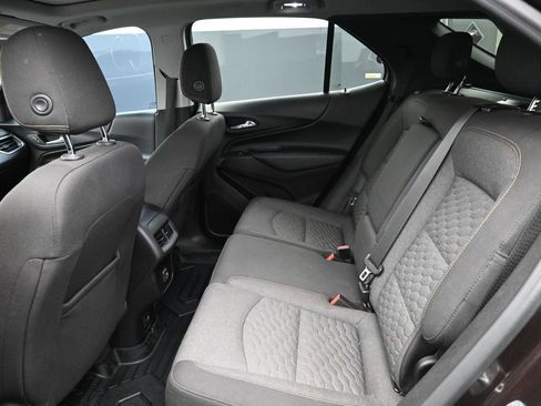 Used 2020 Chevrolet Equinox LT AWD/4WD image 13