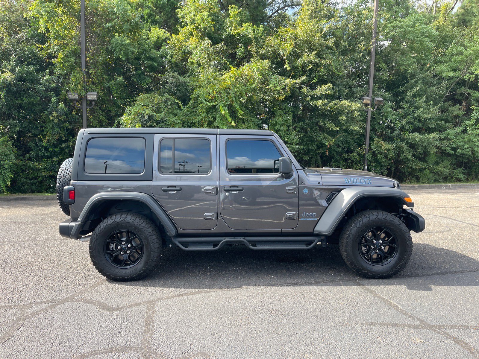 Used 2025 Jeep Wrangler Unlimited Sport S 4xe AWD/4WD image 21