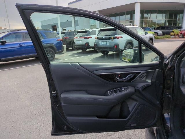 Used 2021 Subaru Outback Limited w/ Popular Package #2 AWD/4WD image 13