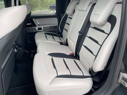 Certified 2021 Mercedes-Benz G 63 AMG 4MATIC image 17
