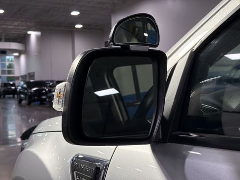 Used 2019 Ford Ranger Lariat w/ Equipment Group 501A Mid AWD/4WD image 14