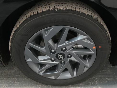 New 2026 Hyundai Elantra Hybrid FWD image 12