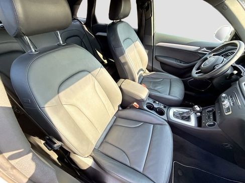 Used 2017 Audi Q3 2.0T Prestige image 31