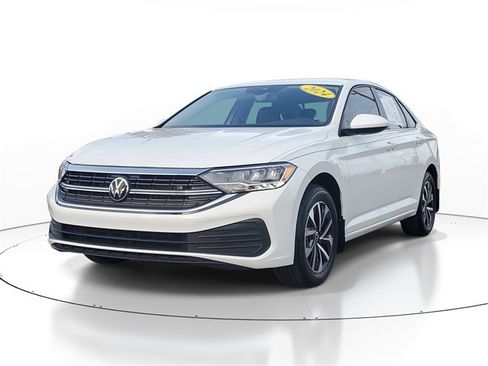 Used 2024 Volkswagen Jetta S image 2
