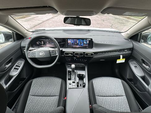 New 2026 Nissan Sentra SV w/ SV Convenience Package FWD image 10