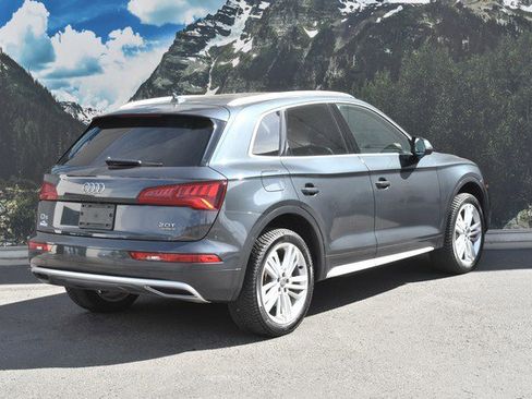 Used 2018 Audi Q5 2.0T Premium Plus w/ Premium Plus Package image 3
