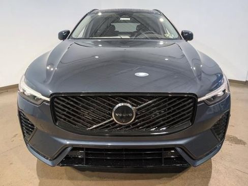 New 2026 Volvo XC60 T8 Ultra w/ Climate Package AWD/4WD image 2