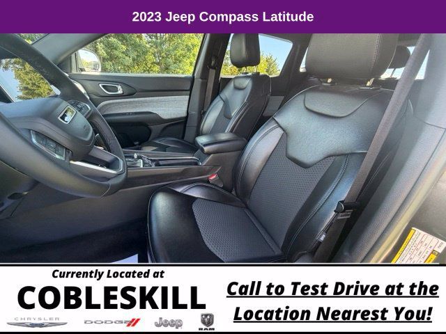 Used 2023 Jeep Compass Latitude w/ Convenience Group AWD/4WD image 17