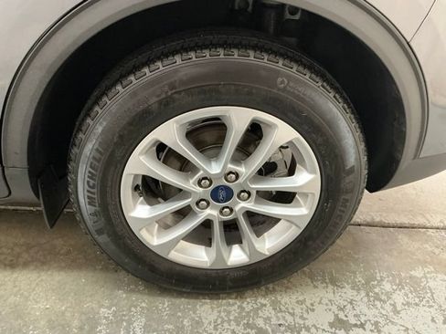 Used 2022 Ford Escape SE w/ Convenience Package FWD image 10