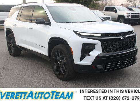 New 2026 Chevrolet Traverse RS image 1