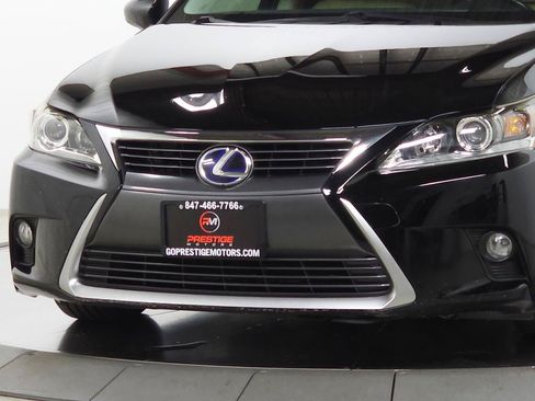 Used 2015 Lexus CT 200h FWD image 2